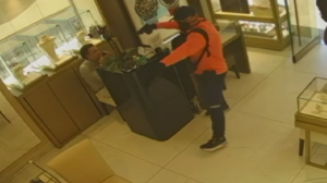 Όταν οι «Ροζ Πάνθηρες»… σκόνταψαν στην Κρήτη και αποκαλύφθηκε για πρώτη φορά η ταυτότητα δύο ηγετικών στελεχών