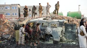  Έκρηξη παγιδευμένου οχήματος στην Υεμένη - 5 νεκροί 