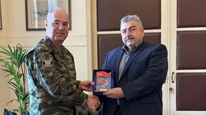 Στον Αντιπεριφερειάρχη Χανίων ο νέος Διοικητής του Πεδίου Βολής Κρήτης