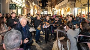 Με Κρητικές Καντάδες ξεκίνησε η κορύφωση των εκδηλώσεων του Ρεθεμνιώτικου Καρναβαλιού