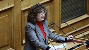 Πλεύση Ελευθερίας: Δεν παραδίδει την έδρα της η Καραγεωργοπούλου - Γιατί ανεξαρτητοποιήθηκε