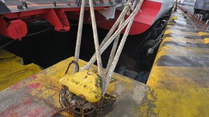 Δεμένα τα πλοία στα λιμάνια την Πέμπτη: Τον απεγκλωβισμό των ναυτικών που βρίσκονται στην εμπόλεμη περιοχή ζητά η ΠΝΟ