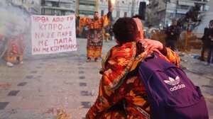 Η... καρναβαλική πρόταση γάμου