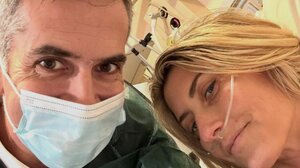 Εξιτήριο για τη Σία Κοσιώνη: Η φωτογραφία από τη ΜΕΘ με τον Κώστα Μπακογιάννη