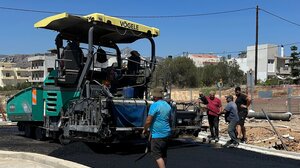 Δήμος Μαλεβιζίου: Εργασίες ασφαλτόστρωσης στην οδό Ελ Γκρέκο 