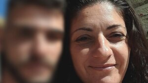 Σπάραξε η μάνα της Δώρας όταν συνάντησε τον δολοφόνο της κόρης της: «Γιατί σκότωσες το παιδί μου;»