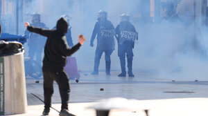 Συλλαλητήριο για τα Τέμπη: Φωτογραφίες από τα επεισόδια στο κέντρο του Ηρακλείου