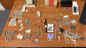 Ηράκλειο: Ηλικιωμένοι, γνωστοί αθλητές, επιχειρηματίες στα θύματα των «χρυσοδάκτυλων»