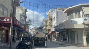 Ξεκίνησε το ξήλωμα του χριστουγεννιάτικου φωτισμού στο Ηράκλειο (video)