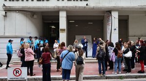 Μαίες: Συγκέντρωση στο Υπουργείο Υγείας για το νέο καθηκοντολόγιο