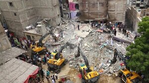 Πακιστάν: Τουλάχιστον 16 νεκροί σε κατάρρευση κτηρίου στο Καράτσι