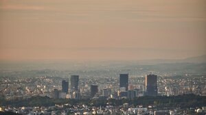 Αλβανία: Συγκρούσεις μεταξύ αστυνομικών και διαδηλωτών που ζητούν την παραίτηση της αντιπροέδρου της κυβέρνησης