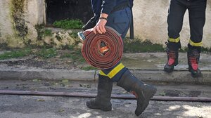 Σοκαριστικό εύρημα στη Σφενδάμη – Βρέθηκε σορός σε καμένο αυτοκίνητο