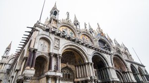 Μετά από 144 χρόνια εργασιών τοποθετήθηκε το τελευταίο κομμάτι της Σαγράδα Φαμίλια 