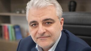  Ο καθηγητής Νεκτάριος Ταβερναράκης τιμάται με το μετάλλιο Datta