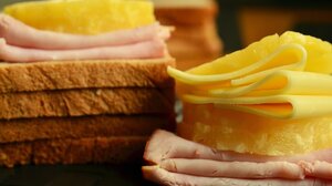 Πώς να επιλέξετε το πιο υγιεινό ψωμί τοστ στο σούπερ μάρκετ