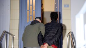 Ταυτοποίηση και άσκηση ποινικών διώξεων κατά μελών εγκληματικής οργάνωσης διακίνησης μεταναστών για την πολύνεκρη τραγωδία ανοιχτά της Χίου