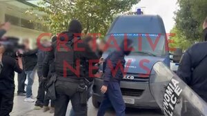 «Δουλεμπόριο»: Όταν Πακιστανοί μετατρέπονται σε «χρυσές αγελάδες» - Ποιοι άλλοι μπαίνουν στο «κάδρο» για το κύκλωμα - Βίντεο