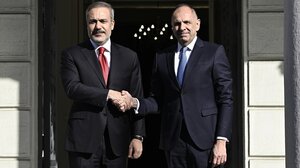 Τηλεφωνική επικοινωνία Γεραπετρίτη με Χακάν Φιντάν