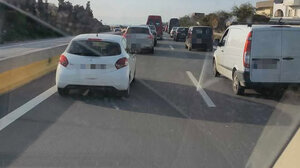 Ουρές χιλιομέτρων στον ΒΟΑΚ, λόγω έργων - Βίντεο και φωτογραφίες