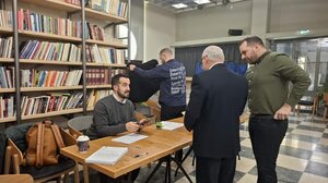 Ηράκλειο: Στις κάλπες από το πρωί τα μέλη του ΠΑΣΟΚ – Ξεκίνησε η «μάχη» για τους συνέδρους