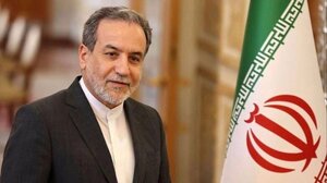 «Ανοιχτά για όλους, εκτός από τις ΗΠΑ και τους συμμάχους τους, τα Στενά του Ορμούζ» λέει η Τεχεράνη