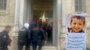 Ηράκλειο: Αυστηρά μέτρα ασφαλείας στη δίκη για τον φρικτό θάνατο του μικρού Άγγελου
