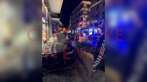 Ηράκλειο: Αυτοκίνητο παρέσυρε 27χρονη και «καρφώθηκε» σε βιτρίνα καταστήματος - Φωτογραφίες