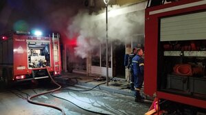 Ηράκλειο: Φωτιά σε κατάστημα με εκκλησιαστικά είδη, στο κέντρο της πόλης