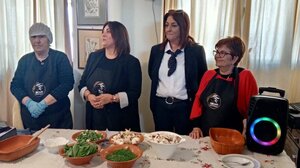 Γαστρονομικό Εργαστήριο Σαρακοστής στο ΚΑΠΗ Αρκαλοχωρίου - Με μυρωδιές και γεύσεις Μικράς Ασίας