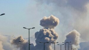 Ιράν: Ισχυρές εκρήξεις στο κέντρο της Τεχεράνης - Ένας νεκρός από θραύσματα πυραύλου