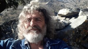 Κωστής Μουδάτσος: «Ο ρόλος της τέχνης είναι να στέκεται ενάντια στη φρίκη»