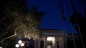 Μέσα στην εβδομάδα παρεμβάσεις της κυβέρνησης για φαινόμενα αισχροκέρδειας - Έκτακτη σύσκεψη στο Μαξίμου