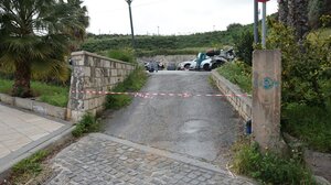 Σφράγισαν το πάρκινγκ, "νέκρωσε" η οδός Έβανς