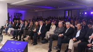 Αγωνιστική Συσπείρωση ΕΒΕ Ηρακλείου: "Δεν χρειαζόμαστε άλλα συνέδρια πίσω από κλειστές πόρτες"