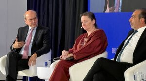 "Εξετάζουμε παρεμβάσεις για τις τιμές και στα ακτοπλοϊκά": Τι είπε ο Κ. Χατζηδάκης από το Ηράκλειο