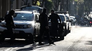 Πυροβολισμοί: Απόπειρα ανθρωποκτονίας κατά συρροή στον 17χρονο, έρχονται εντάλματα