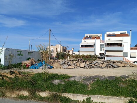 Το πάρκο Ερυθραίας και τα μπάζα των εκσκαφών