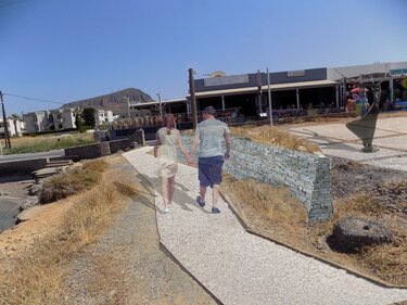 Νέα μορφή για τον περιβάλλοντα χώρο στον ΙΝ Αγίων Κωνσταντίνου και Ελένης στις Γούβες 