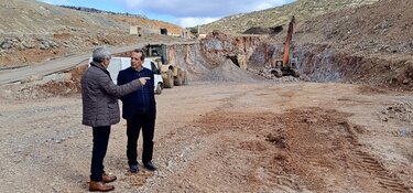 Κέντρο Ιλύων, Χερσόνησος