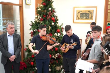 Κάλαντα, Περιφερειάρχης Κρήτης