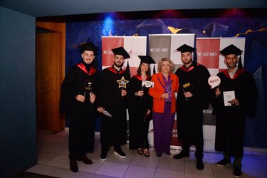 Κολλέγιο Κρήτης, MBS