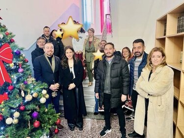 ΠΑΣΟΚ, δώρα