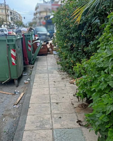 σκουπίδια, πεζοδρόμιο