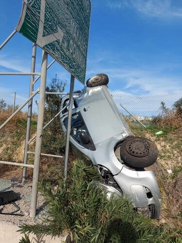 Τροχαίο, Μαλάδες, Ανατροπή