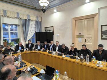 Κώστας Τσιάρας, Ρέθυμνο, Σύσκεψη