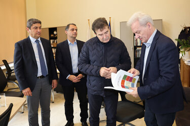 Στη Λότζια ο Μιχάλης Χρυσοχοΐδης - Είχε συνάντηση με τον Δημάρχο Ηρακλείου