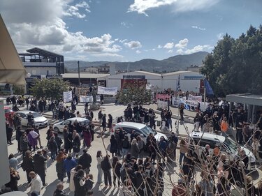 Μοίρες, Τέμπη