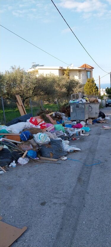 Οδός Ούλοφ Πάλμε, σκουπίδια