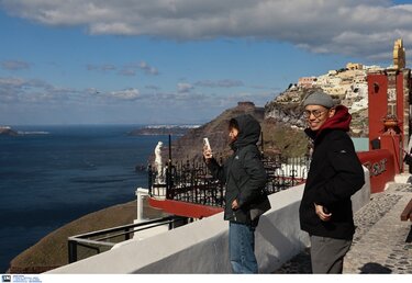 Σαντορίνη, Τουρίστες, 